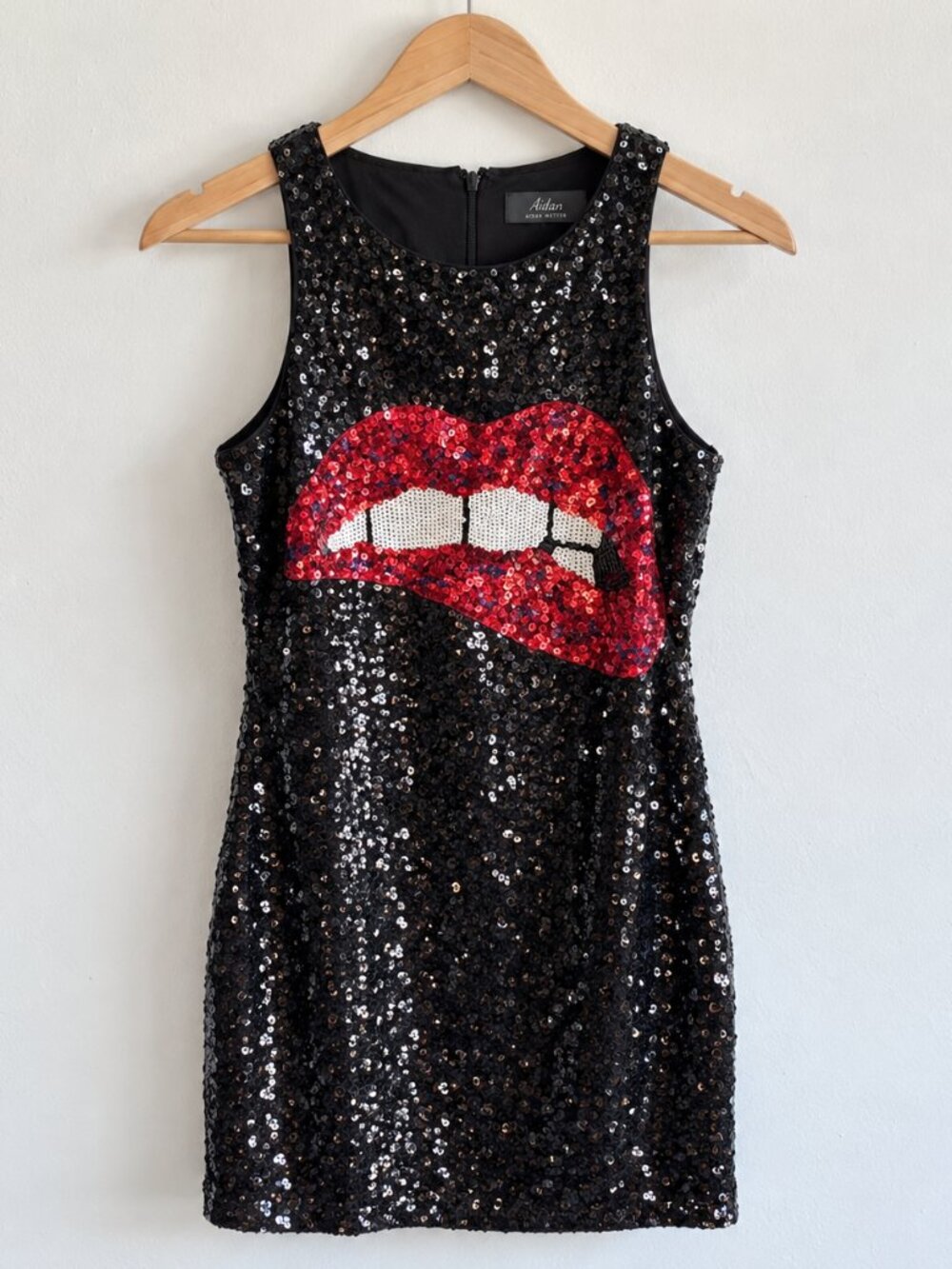 Aidan Mattox Black Sequin Red Lips Graphic Mini Dress Size 0 Y2K Pop Art